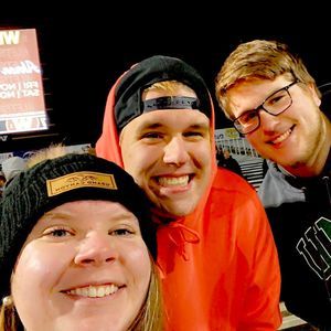 Meet your Posher, Abbey